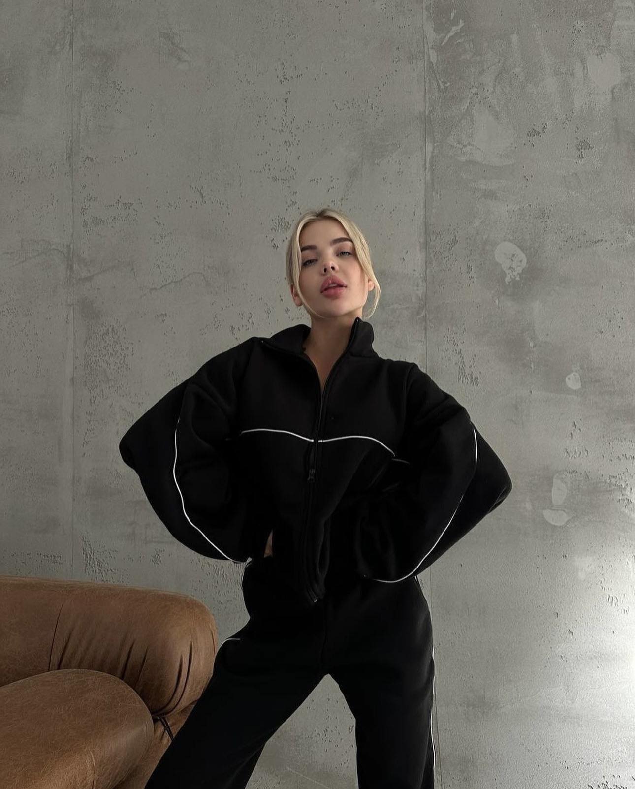 Eva Black Tracksuit