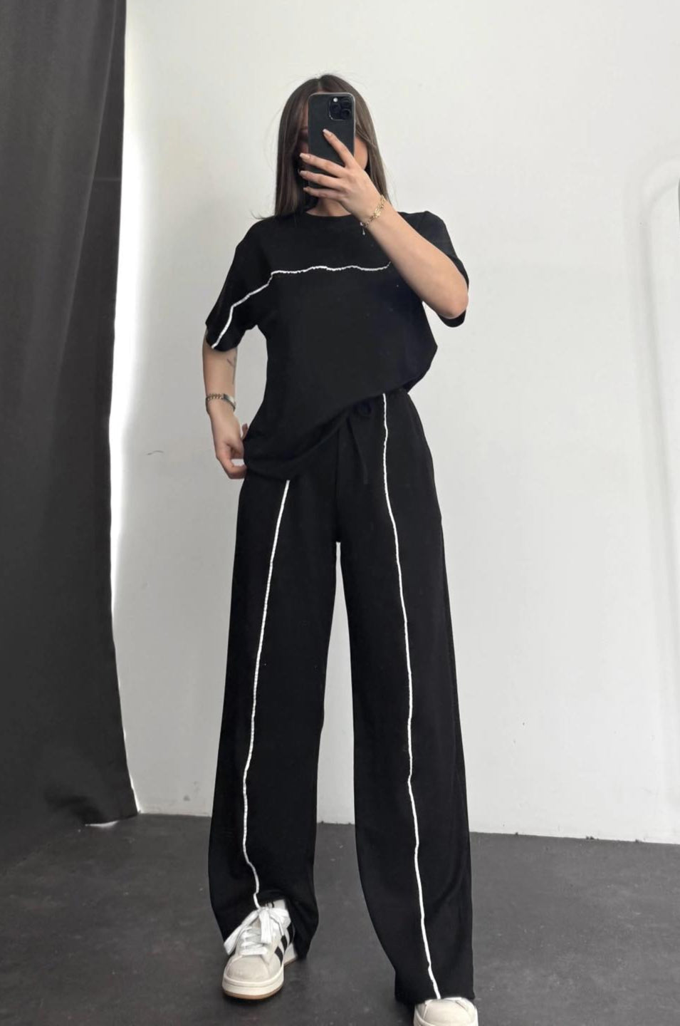 Naris Black Tracksuit