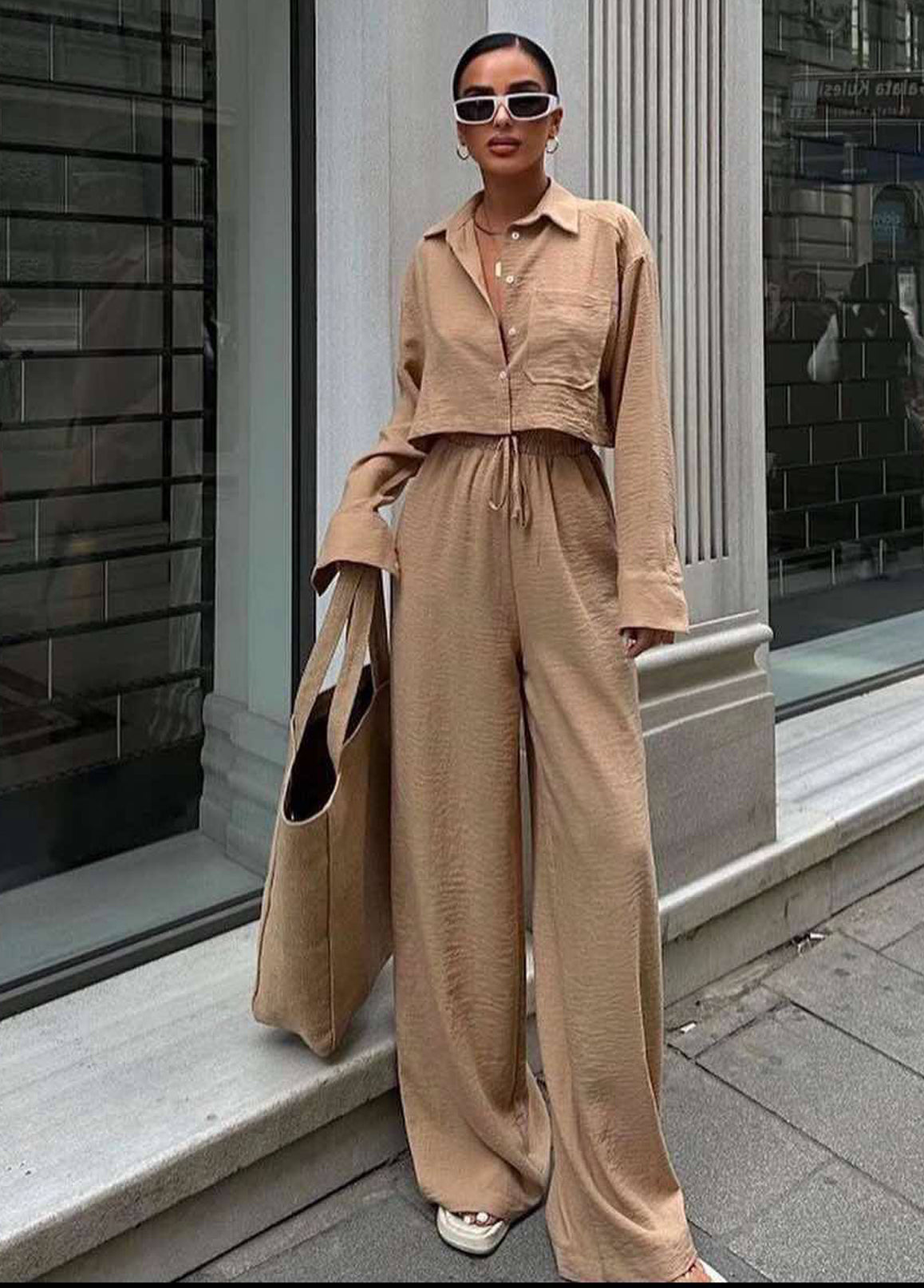 Thyra Beige Set
