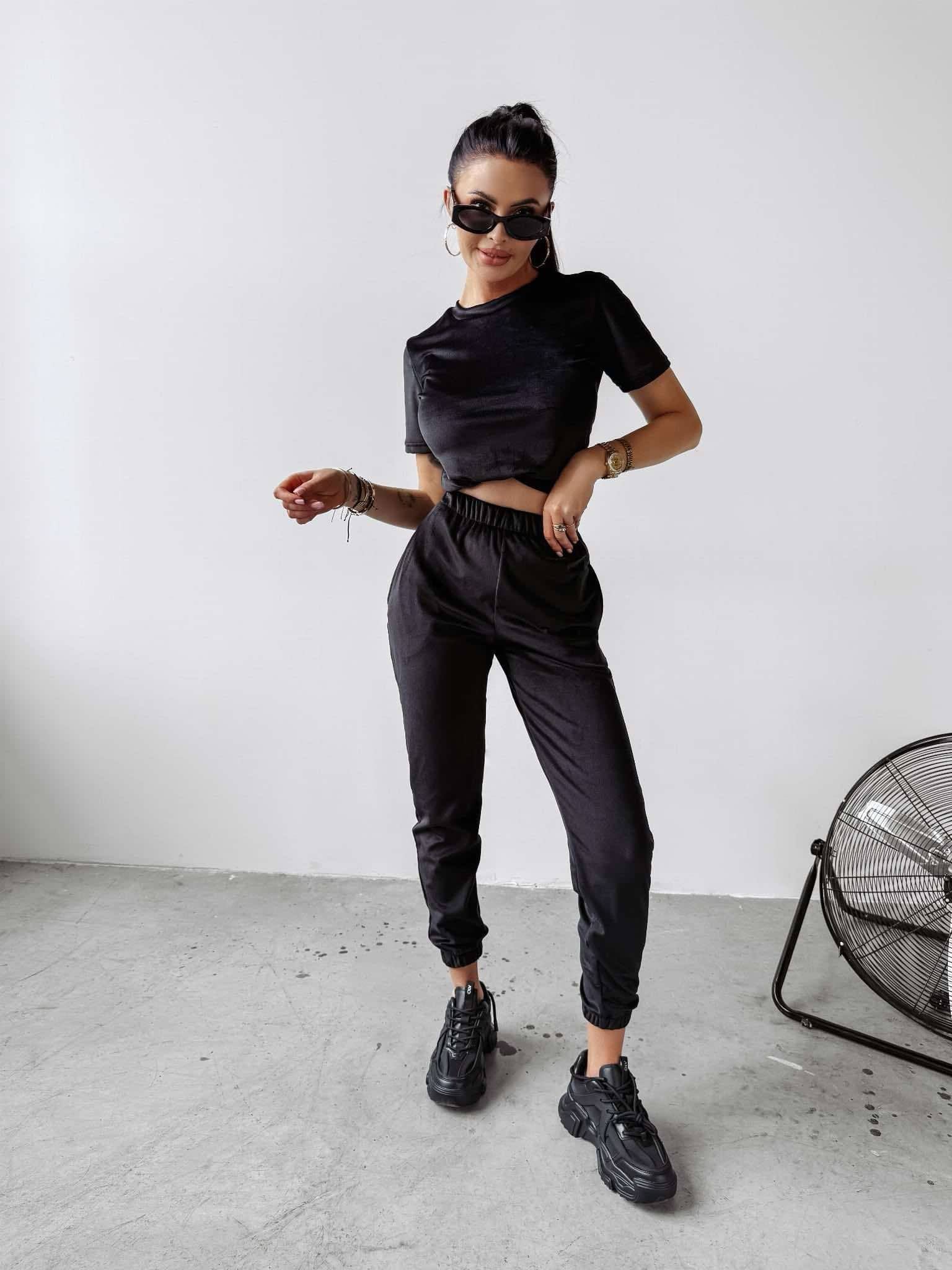 Rovy Black Tracksuit