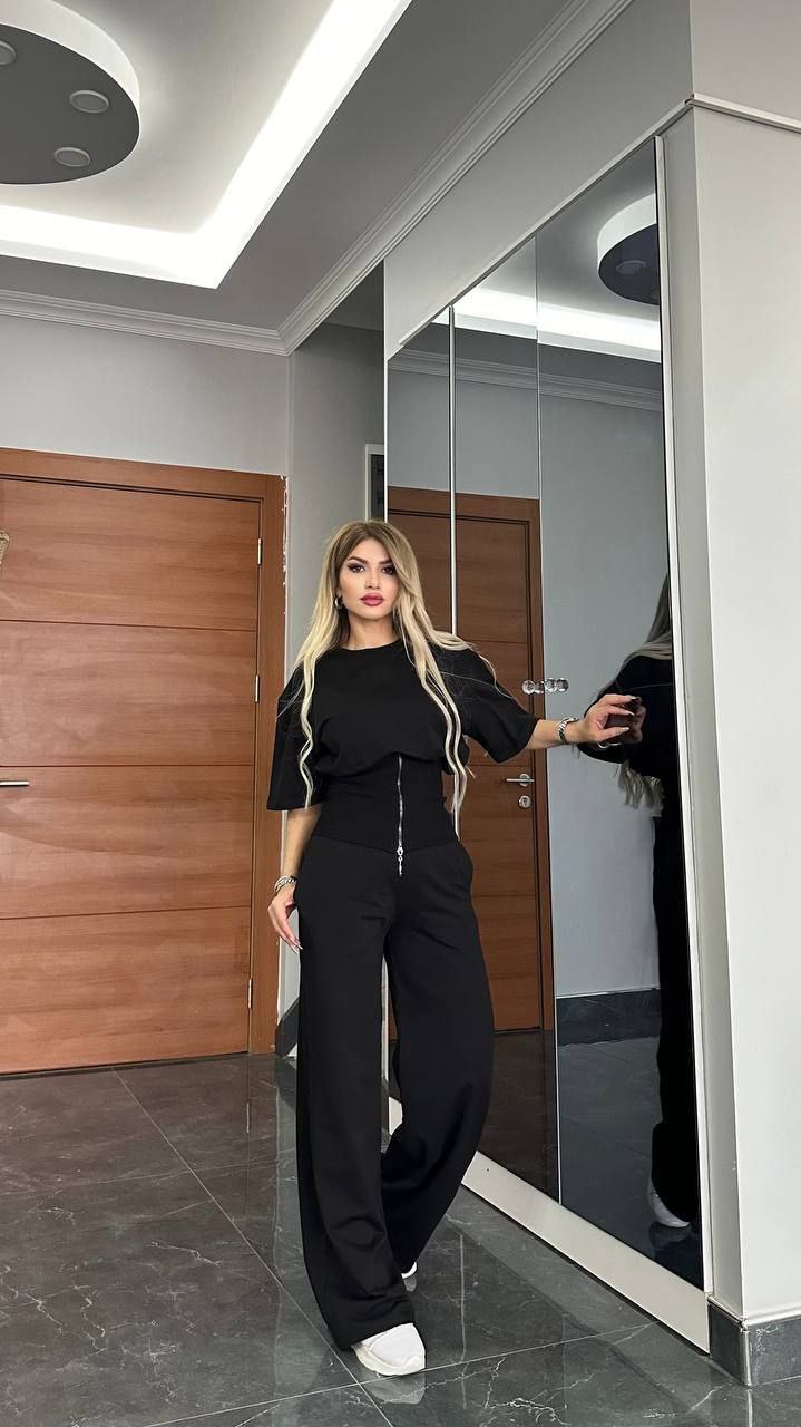 Iris Black Tracksuit